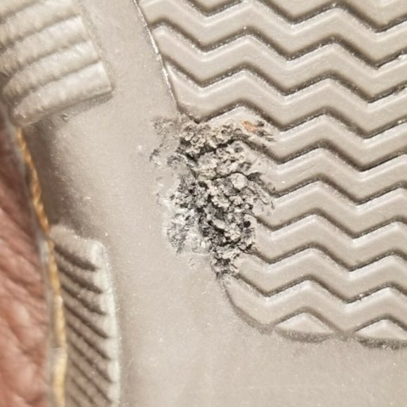 Minnetonka Moccasin 392 Chocolate Moosehide Fringe - Picture 9 of 10